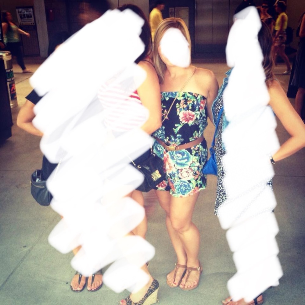 Floral Romper - Picture 2 of 2